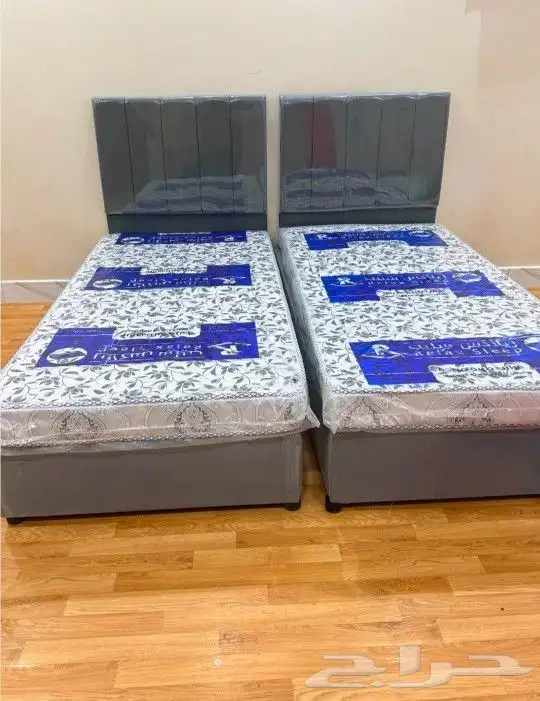 سرير  دولاب  مراتب  تسريحة  خمدينو  متوفرة في جدة 3