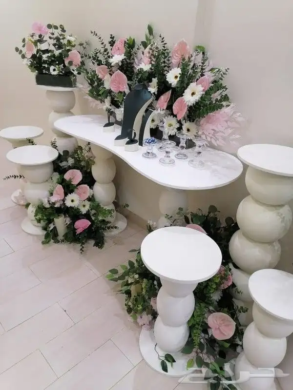 تاجير طاولات طعام 1