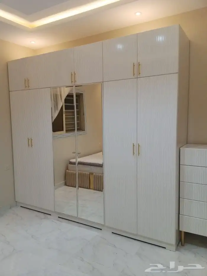 نجار فك وتركيب جميع انواع الاثاث 0