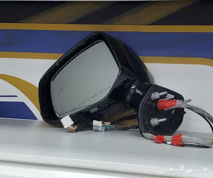 مرايه لكزس جيب Lx600 موديل 2024 مستخدم اصلي وكاله 3