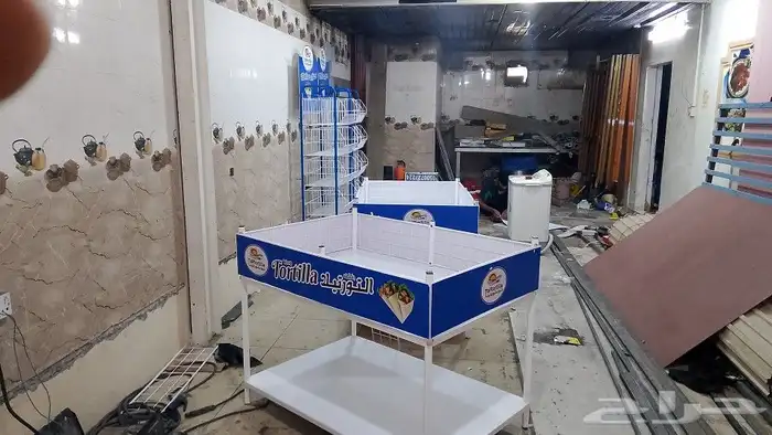 اعمال الدعايه والاهلان يشكل كامل ستاير حروف بنرات استيكرات 6