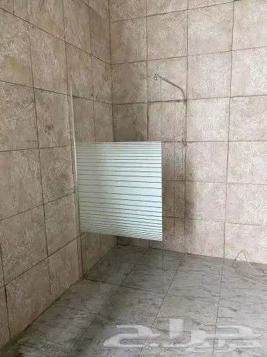 حواجز زجاج   قاطع زجاجي   كبائن شاور 3