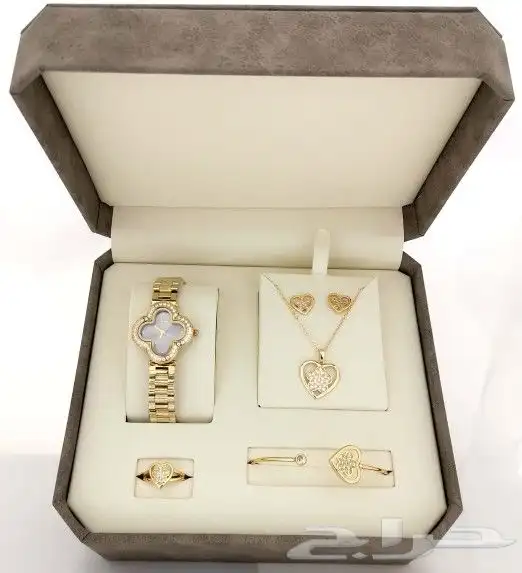 اطقم هدايا نسائية فاخرة 1