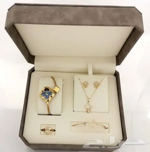 اطقم هدايا نسائية فاخرة 2