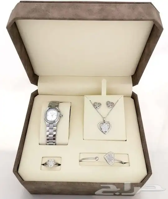 اطقم هدايا نسائية فاخرة 8