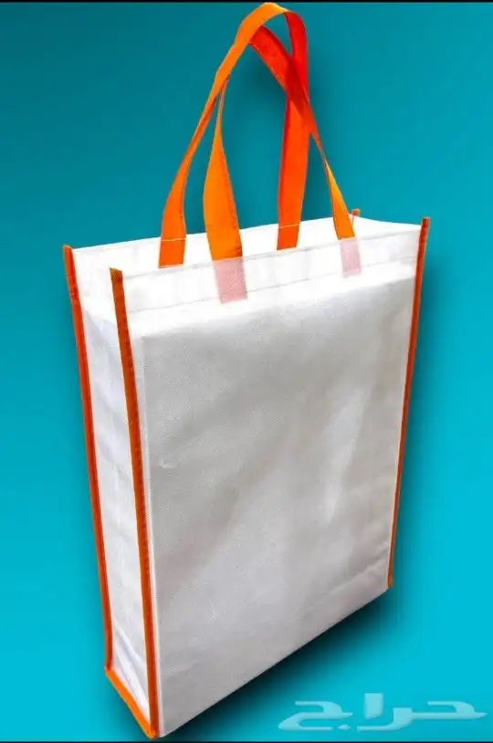 طباعة وتفصيل بكسات جلد وهدايا من الجلد طباعة اكواب ومك حسب 2