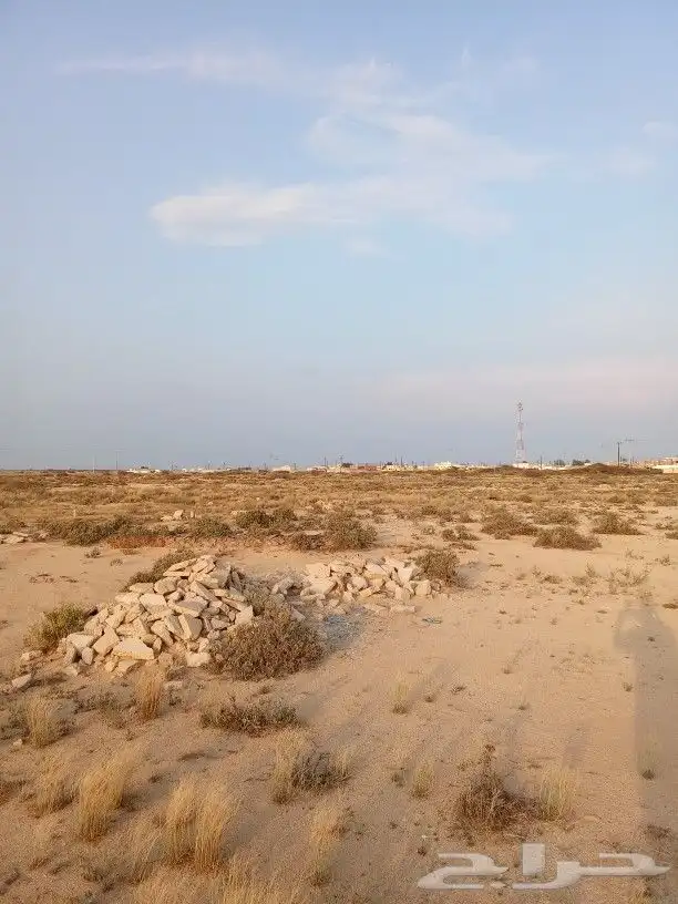 أرض في جزيرة فرسان قريبة من البحر 1