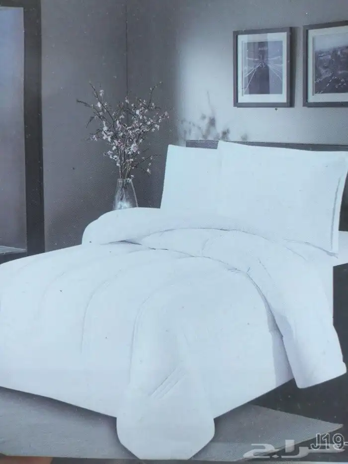 يوجد لديناء لحافات مكرو فايبر قطن وكمان مخمل ناعم 1