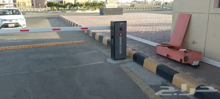 بوابة دخول سيارات بوابة حاجز سيارات بوابة مواقف سيارات 3