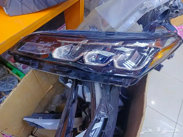 انوار السيارات عدسات ليزر هلا فايف كيو فايف شمعات اسطبات لمب 44