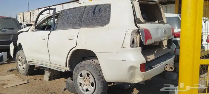 تشليح السبيعي قطع غيار جيب لاند كروزر مديل 96 الي مديل2017 6