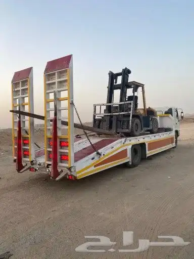 رافعه شوكيه للايجار فوركلفت للايجارشهري يومي مشوار 8