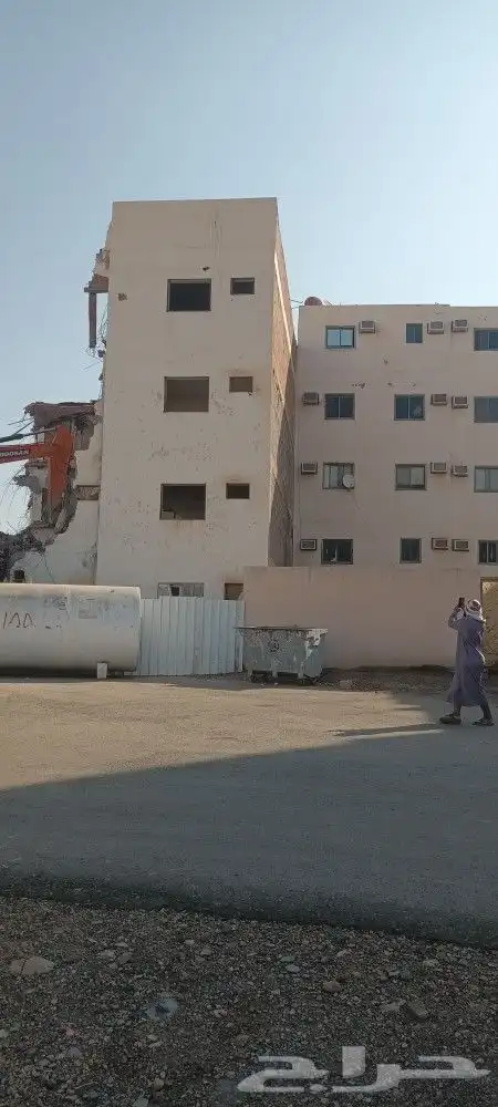 هدم عماير مجاني مقابل الانقاض والحديد المدينه المنوره 2