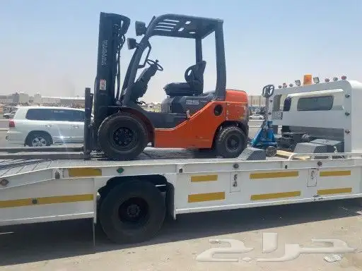 رافعه شوكيه للايجار فوركلفت للايجارشهري يومي مشوار 4