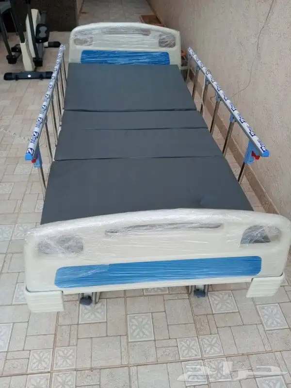 سرير طبي متحرك كهربائي 0