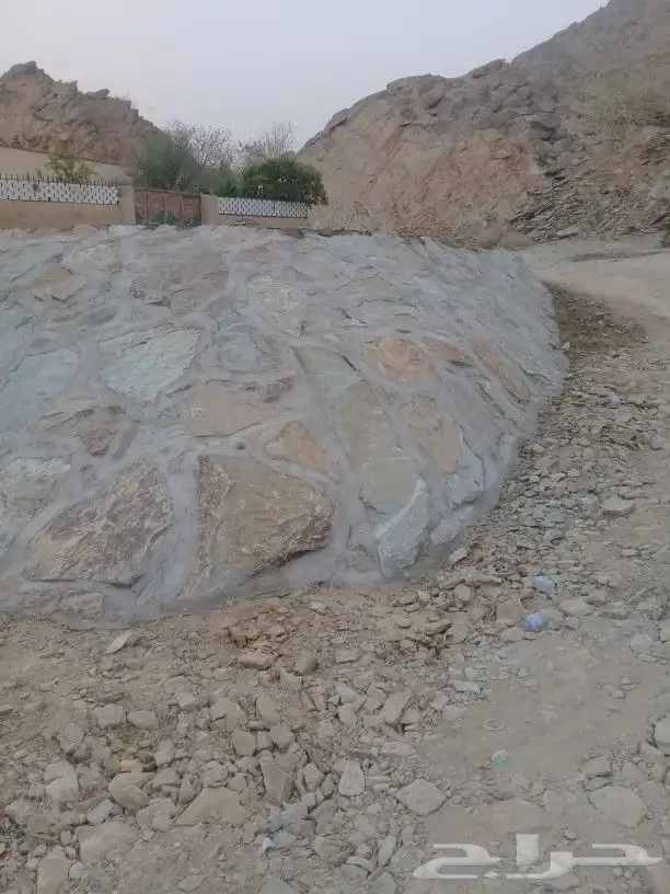 مقاول حجر  تلبيس  حجر الديره  حجر تنومه النماص  بلسمر عسير ا 3