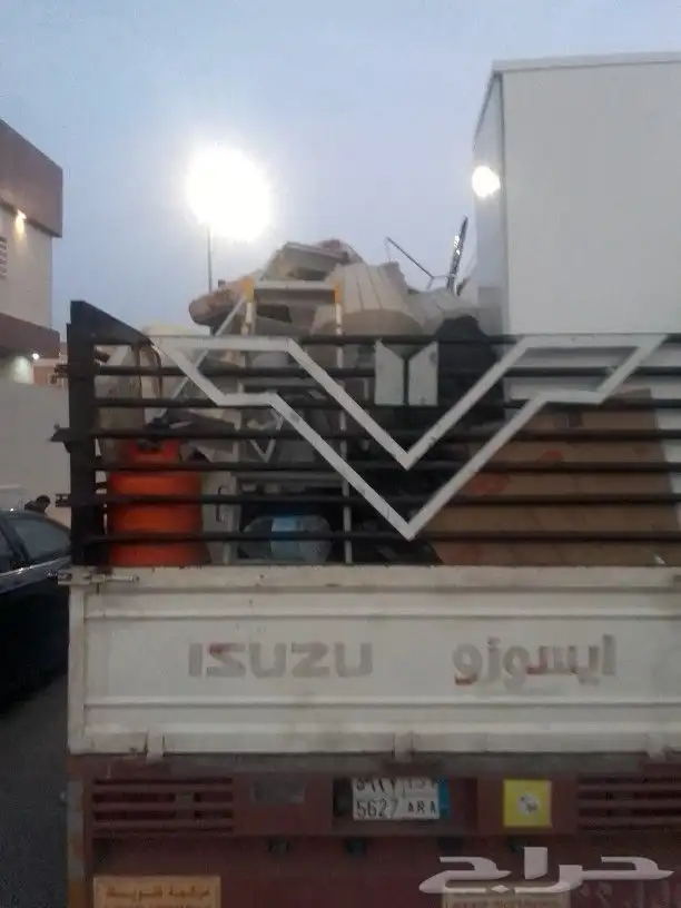 شركة نقل عفش نجار ودينه وعمال فك وتركيب جازان 1