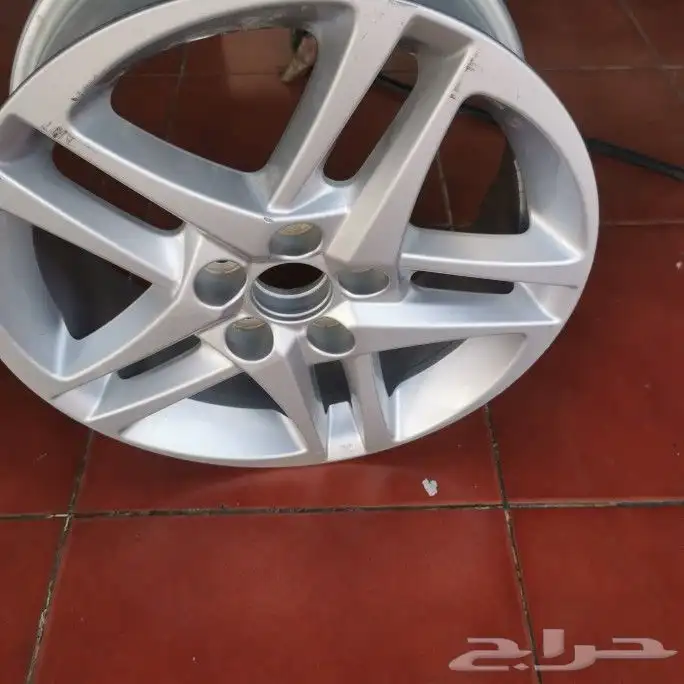 جنط تويوتا سي اتش ار 2024 1