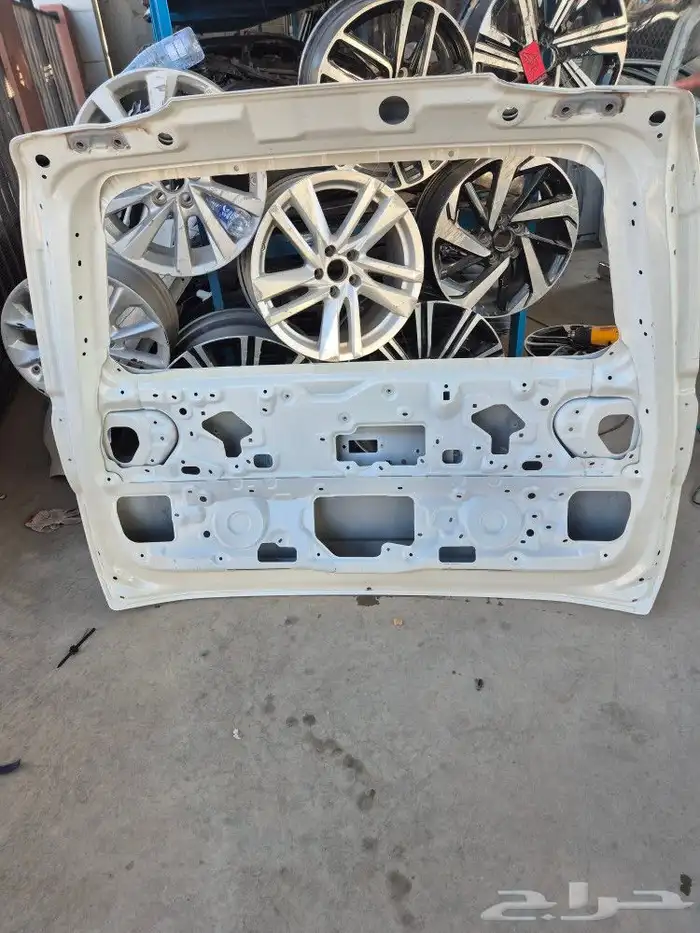 باب شنطه جيب لاندكروزر تورنق مديل 24 وكاله اصلي نظيفه شدبلد 3