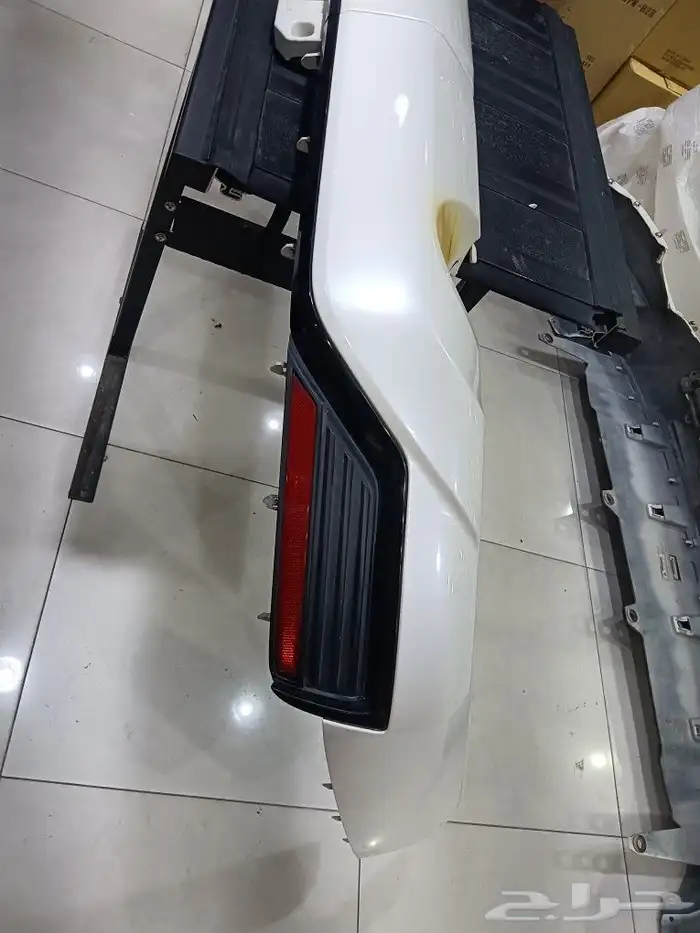 دقن خلفي فقط زوايد صدام لاند كروزر سعود 2022_2024اصليه وكاله 6