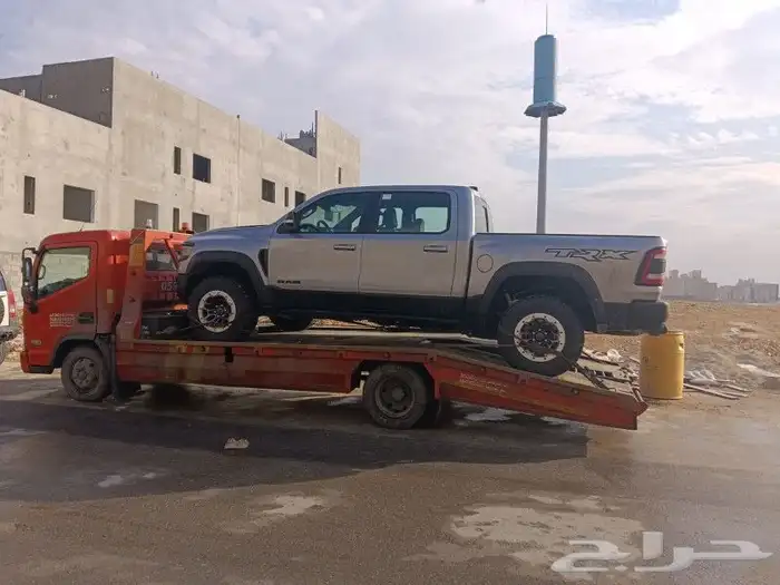 سطحه نقل سيارات داخل و خارج جده 0