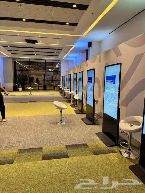 شاشات تفاعلية طولية وعرضية 0