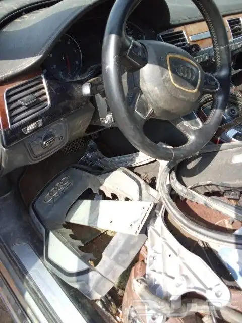 اودي A8 تشليح و قطع غيار اودي A8 ايه 8 - 2011 2