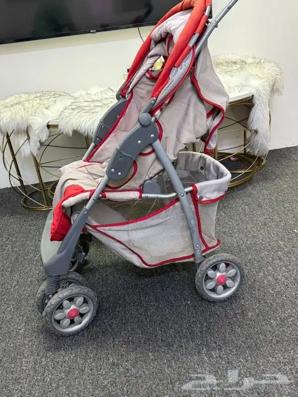 عربية اطفال نظيفة جدا 1