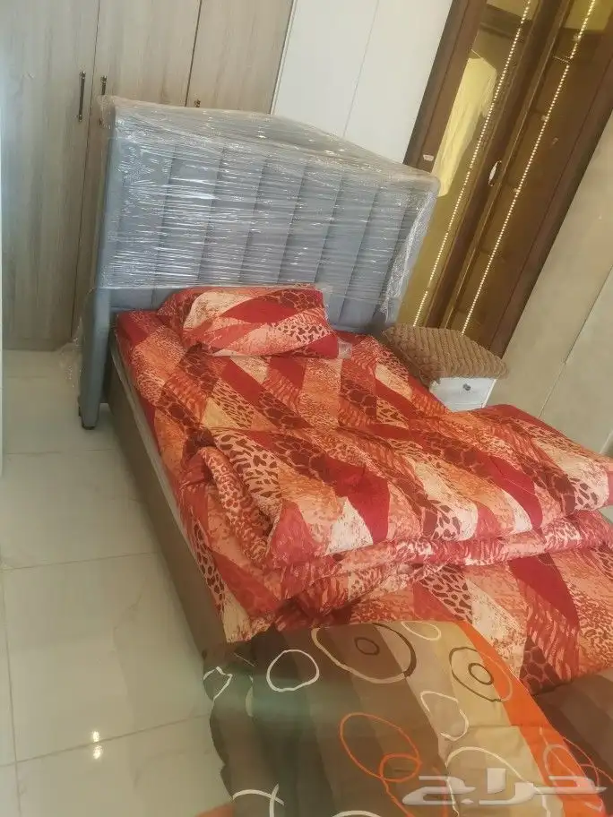 سرير نفر نص 0