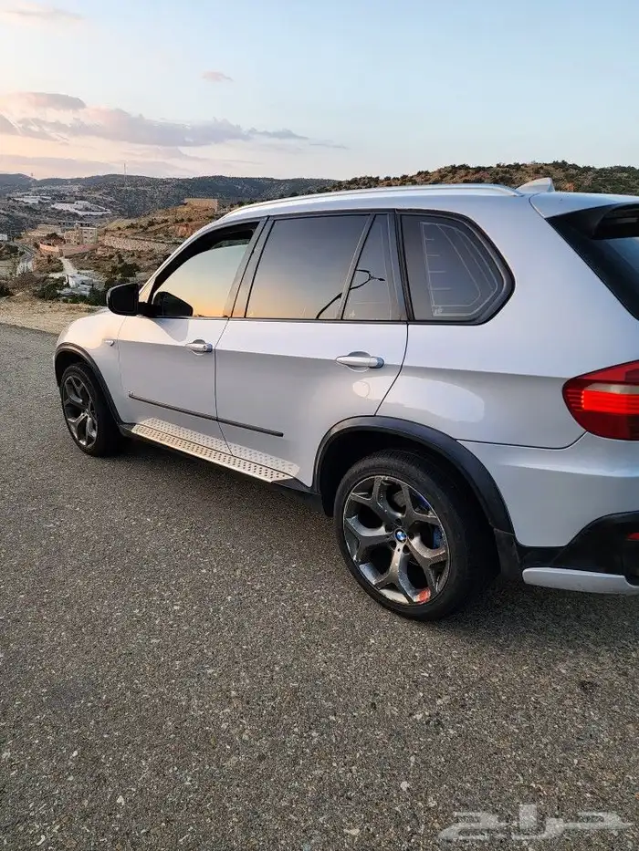 بي ام دبليو اكس فايف x5 v8 i50 تم تخفيض السعر 23