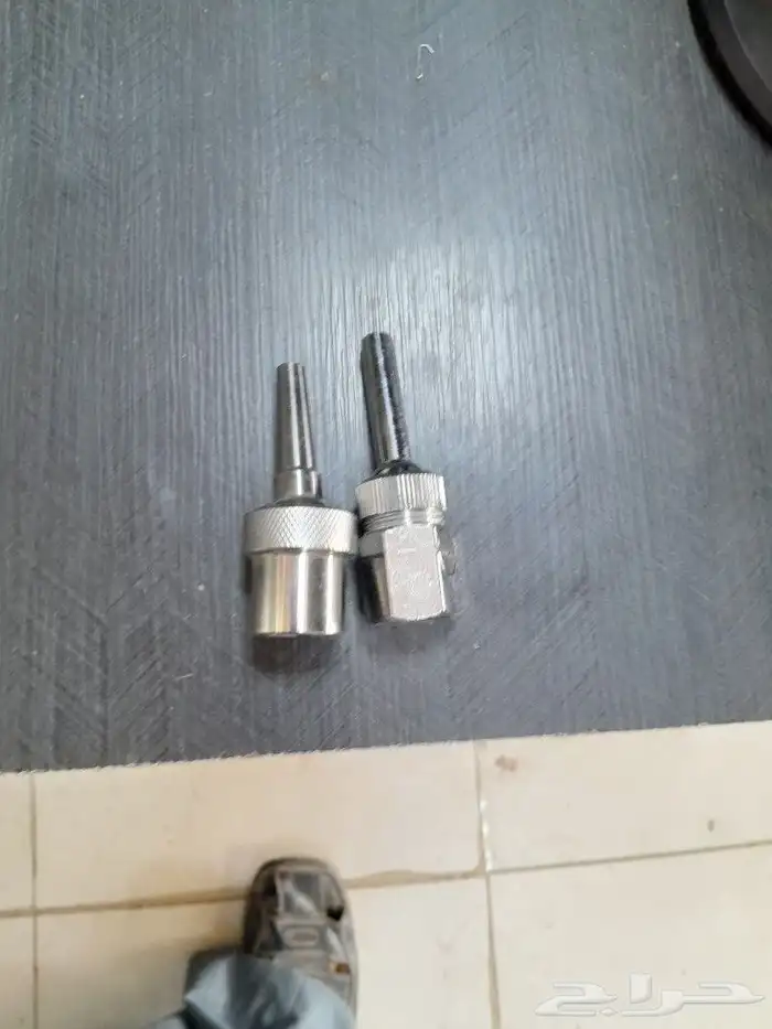 شلالات ونوافير ونخيل وزهور وورود ونباتات وتيل طبيعي والخشب ا 3