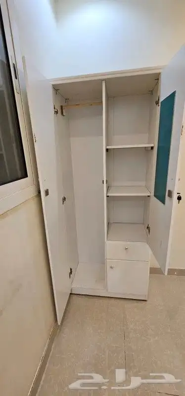 متوفر لدينا   دواليب ضلفتين الطول 190 العرض 80 العمق 40 6