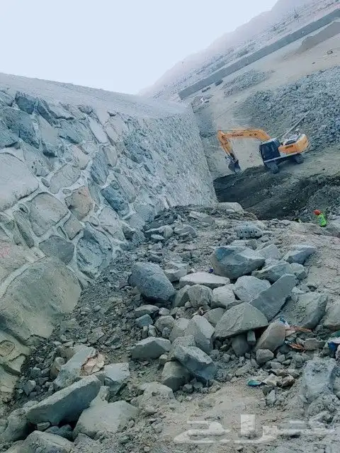 بوكلين ومعلم حجر بناء صخور 5