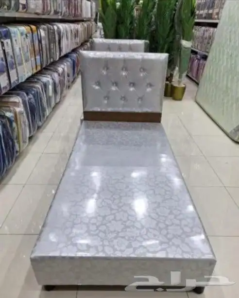 متوفر لدينا   دواليب ضلفتين الطول 190 العرض 80 العمق 40 9