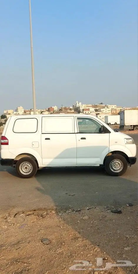 فان سوزوكي بضاعه موديل 2017 (( الايجار شهري و اسبوعي فقط )) 0