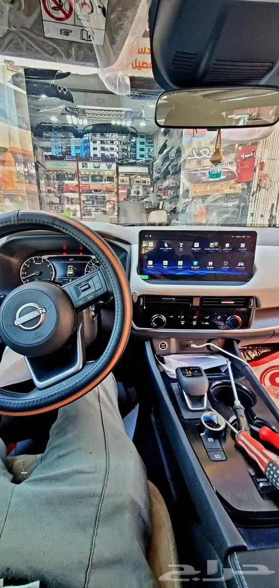 شاشة نيسان اكستريل 2024 2025 0