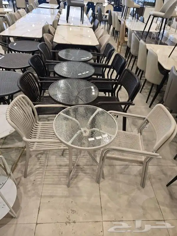 كرسيين وطاوله خارجية 5
