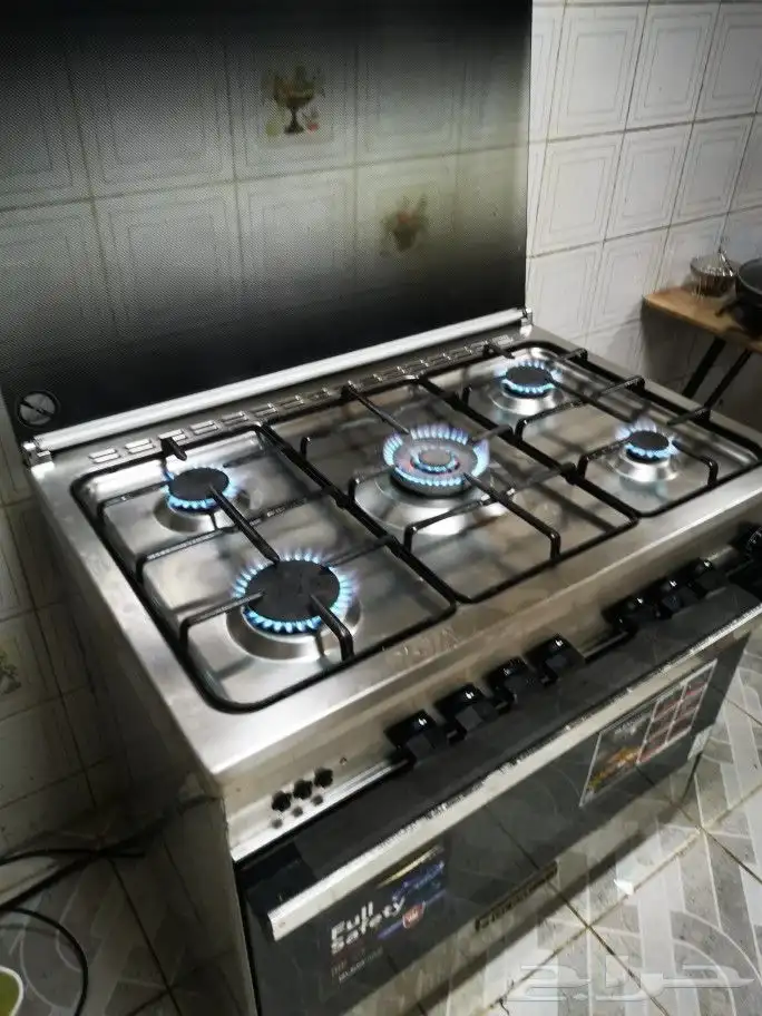 صيانه وتنظيف وتلميع افران الغاز بالرياض 3