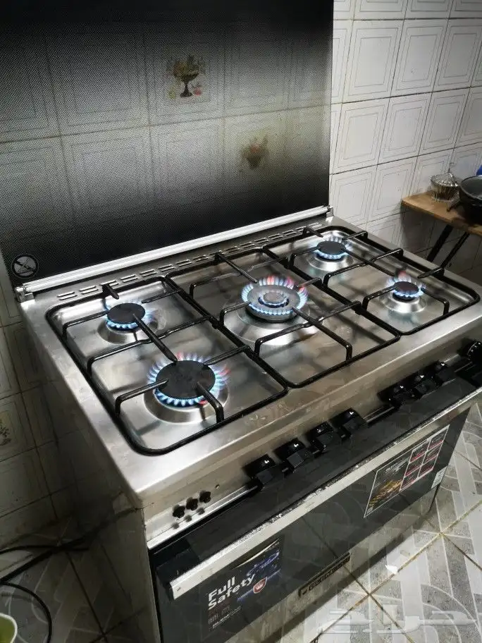 صيانه وتنظيف وتلميع افران الغاز بالرياض 4