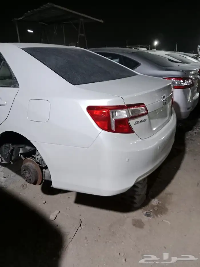 تشليح لبيع قطع غيار كامري افالون لكزس 6