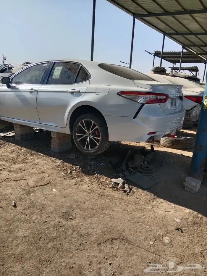 تشليح لبيع قطع غيار كامري افالون لكزس 1