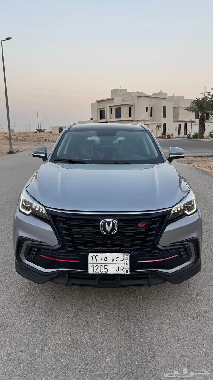 سيارة شانجان CS85 2023 9