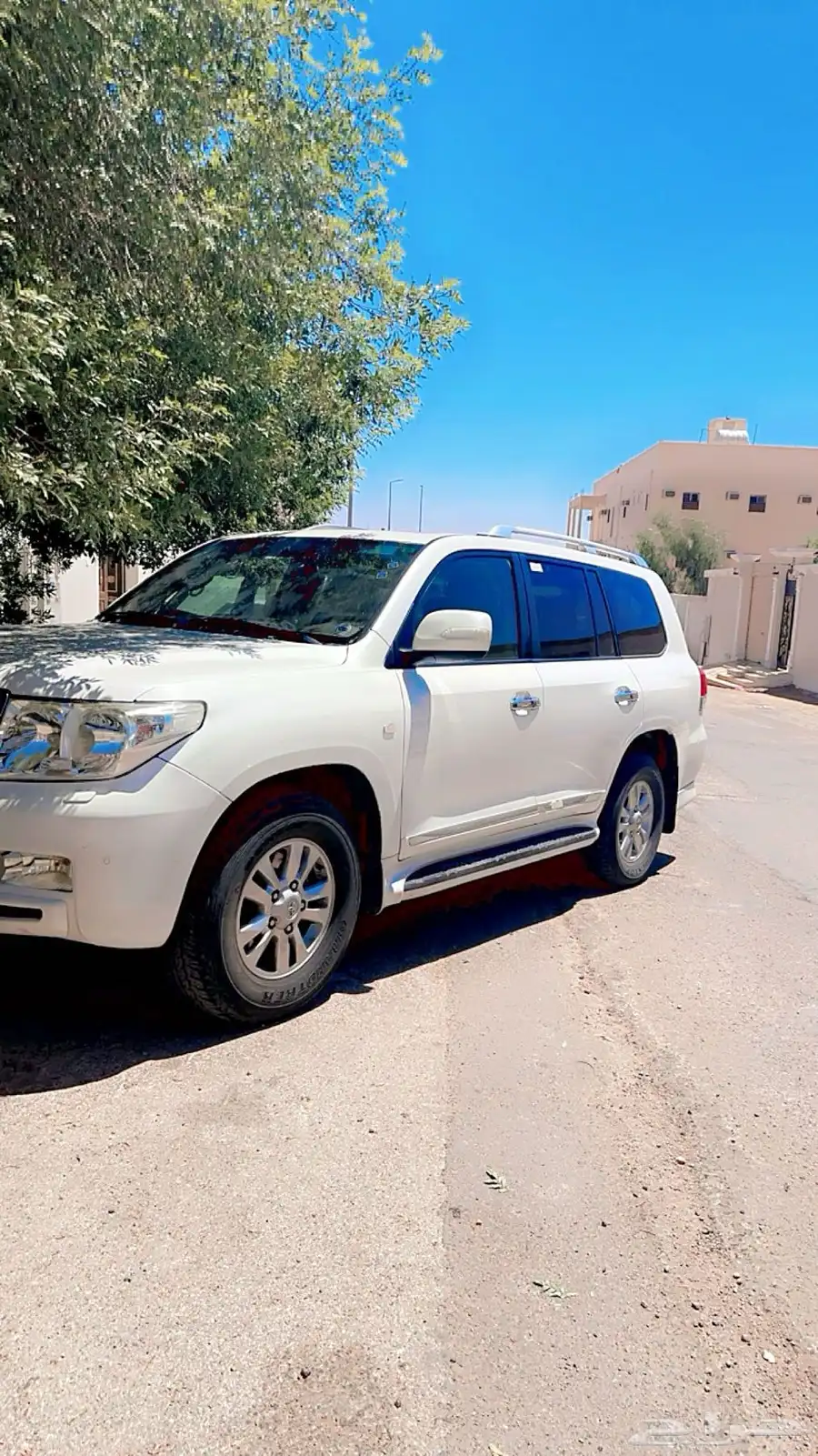 لاندكروزر 2010 0