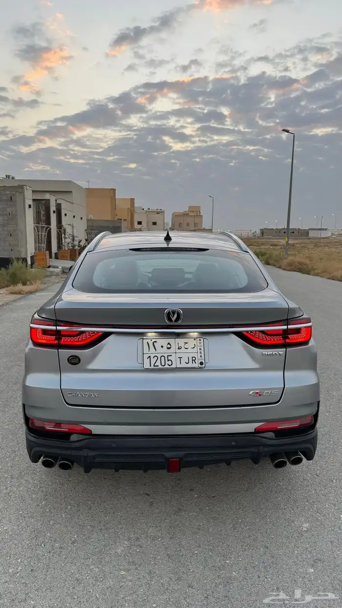 سيارة شانجان CS85 2023 8