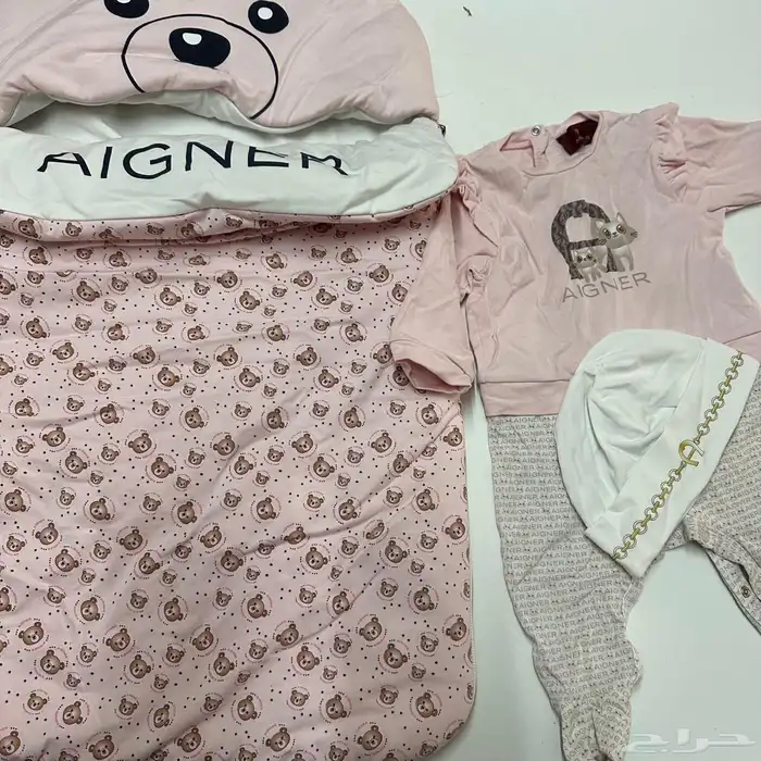 لبس ماركه من AIGNER للأطفال 1