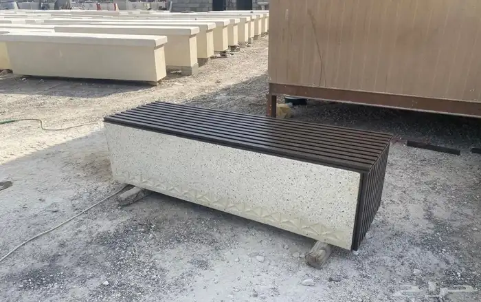 مستلزمات خرسانية قواعد أعمدة إنارة مناهيل زينة حدائق 40