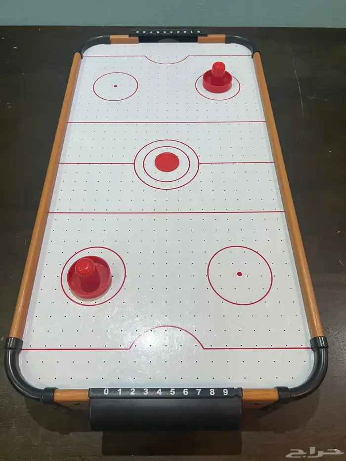 لعبة طاولة الهوكي 0