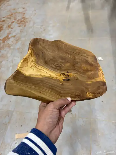 صواني خشبية مع نحت الشعار 11