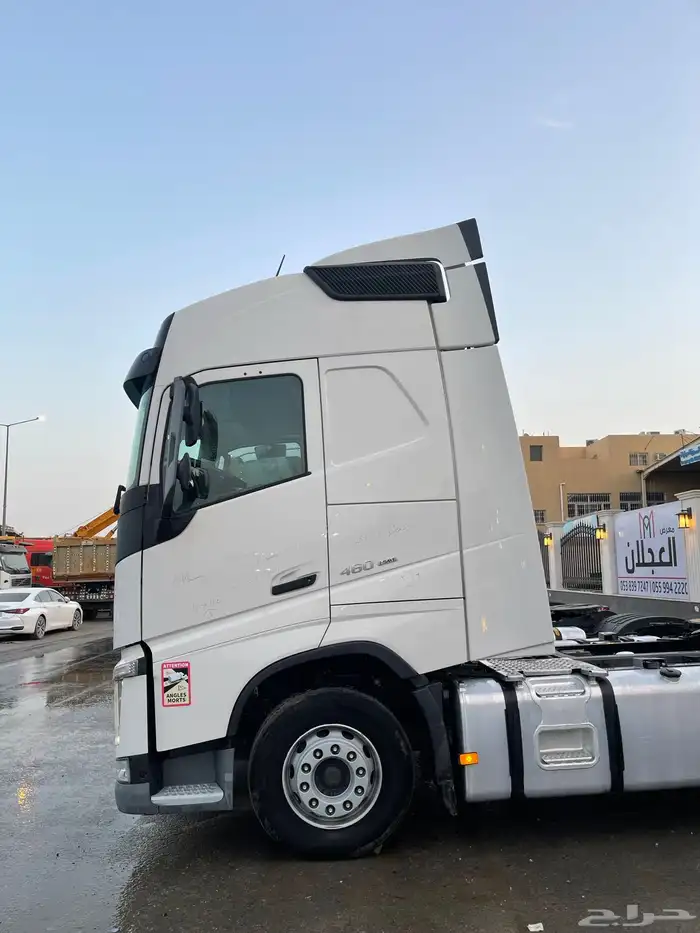 مجموعة شاحنات راس فولفو 2021 - FH 460 بطاقة جدة 16