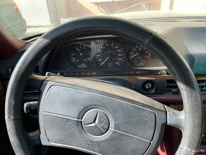 مرسيدس 1990 300 sel 2